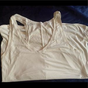 Lululemon top